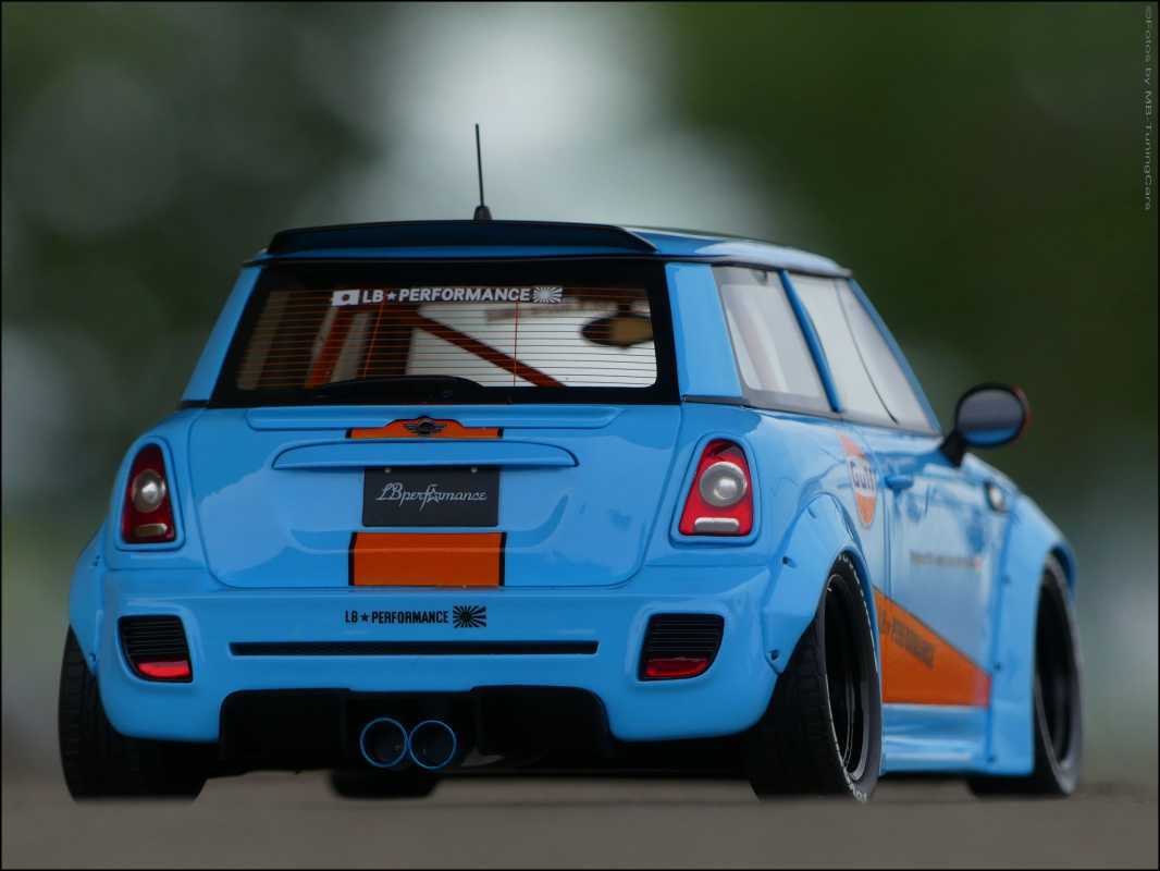 1:18 Mini Cooper LB Performance Liberty Walk GULF DESIGN - RAR LBWK -